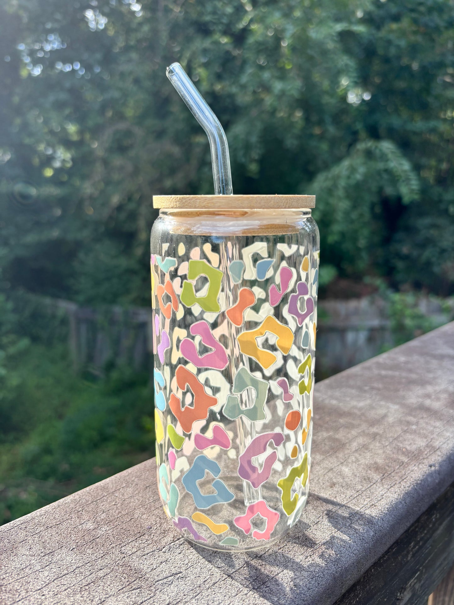 ‘Colorful Cheetah’ Glass Cup w/Bamboo Lid & Glass Straw